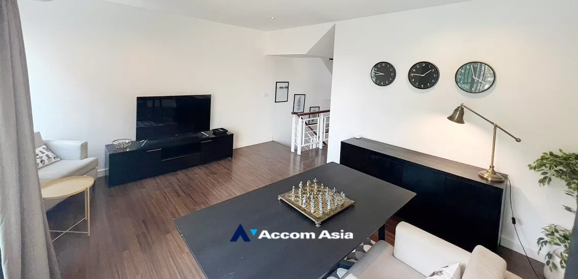 5  3 br Townhouse For Rent in  ,Bangkok BTS On Nut at Town Avenue Srinagarin AA34259