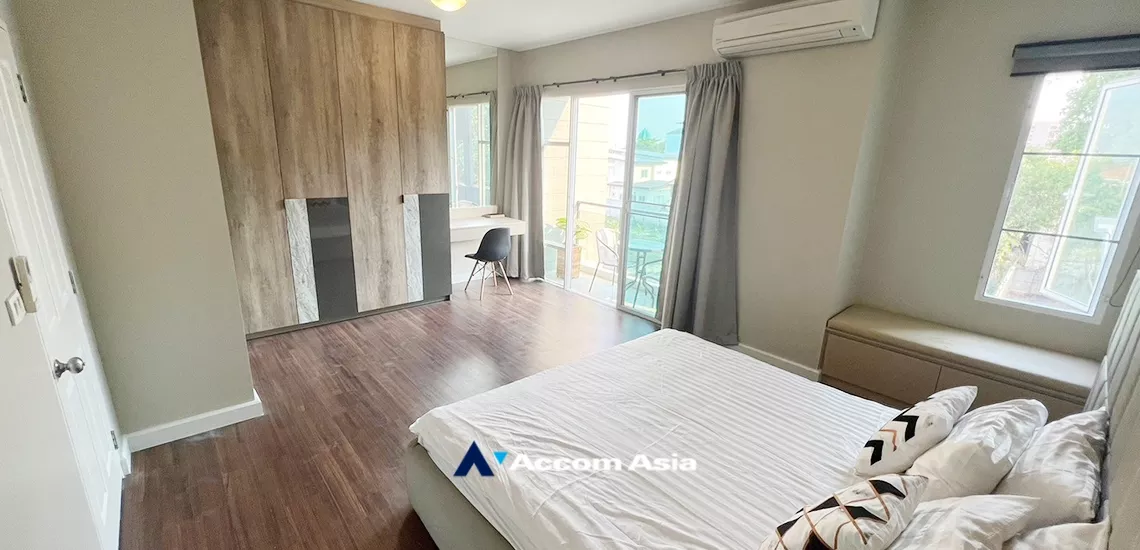9  3 br Townhouse For Rent in  ,Bangkok BTS On Nut at Town Avenue Srinagarin AA34259
