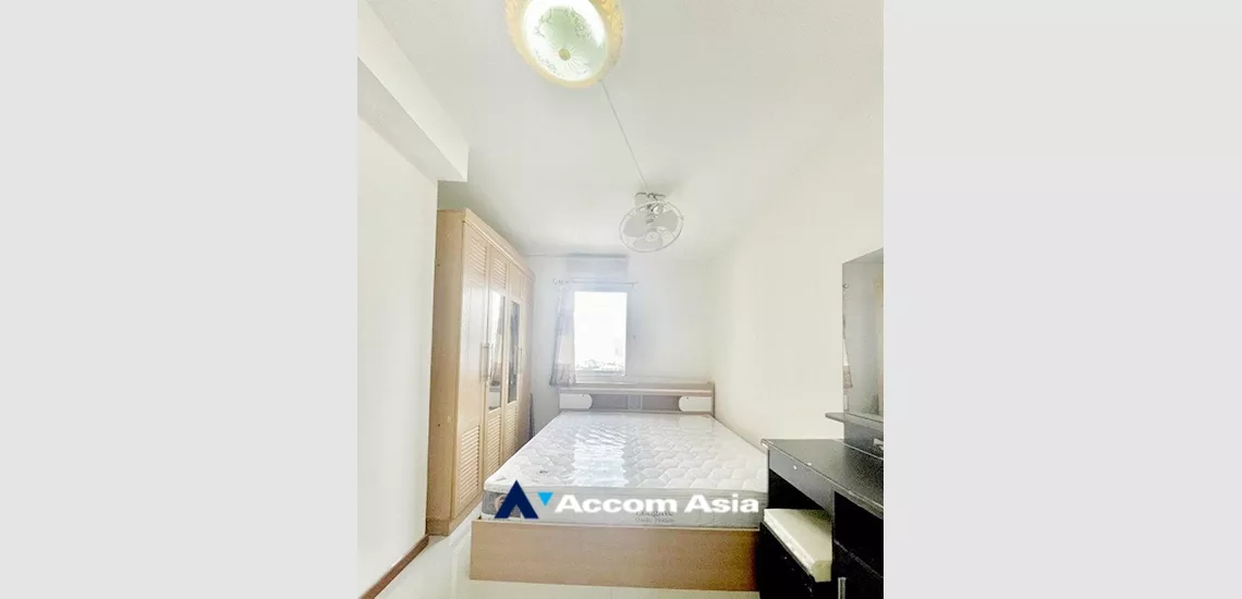 4  3 br Condominium For Rent in Sathorn ,Bangkok BRT Wat Dan at SV City Condominium AA34261