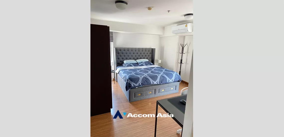4  2 br Condominium For Sale in Ratchadaphisek ,Bangkok MRT Phetchaburi at My Resort Bangkok AA34276