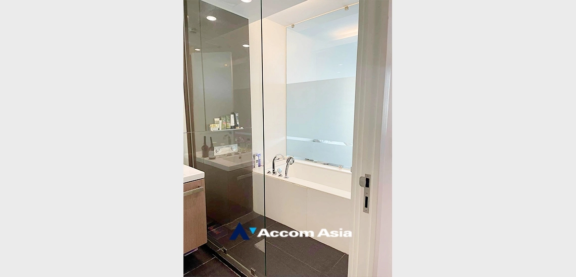 9  2 br Condominium For Rent in Ploenchit ,Bangkok BTS Ratchadamri - MRT Silom at 185 Rajadamri AA34277