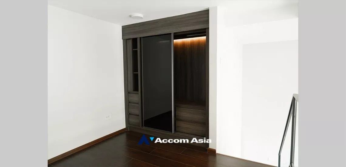 7  1 br Condominium For Sale in Sukhumvit ,Bangkok BTS Ekkamai at C Ekkamai AA34278