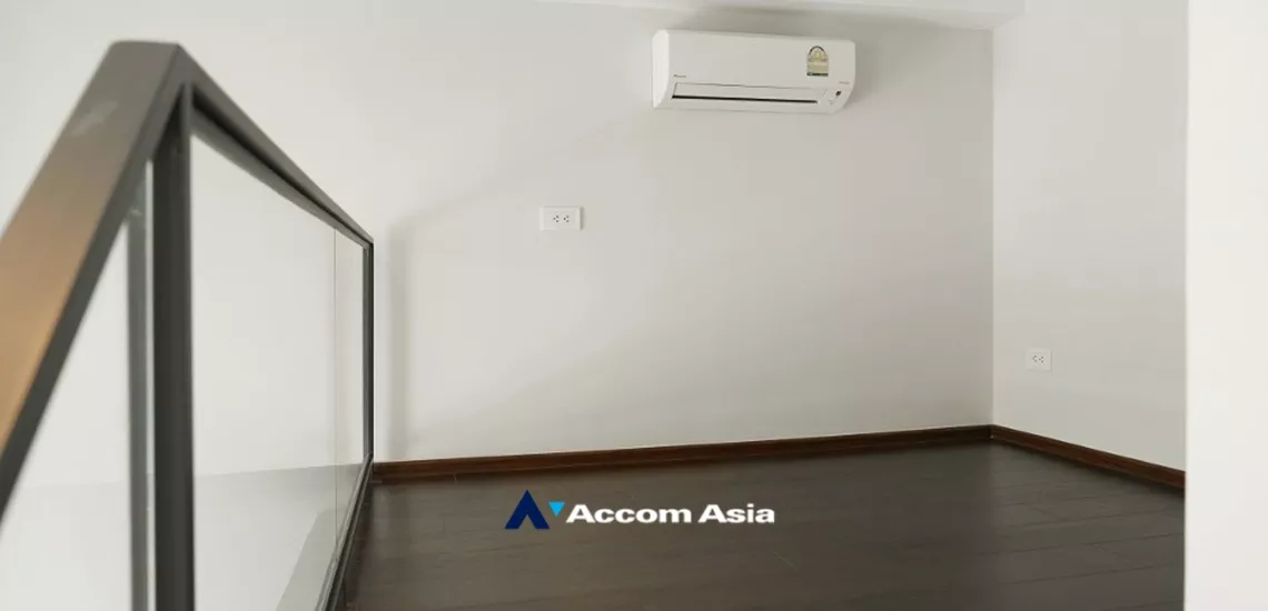 8  1 br Condominium For Sale in Sukhumvit ,Bangkok BTS Ekkamai at C Ekkamai AA34278