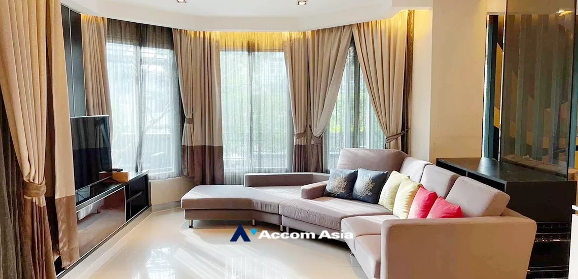  2  4 br House for rent and sale in pattanakarn ,Bangkok  AA34286