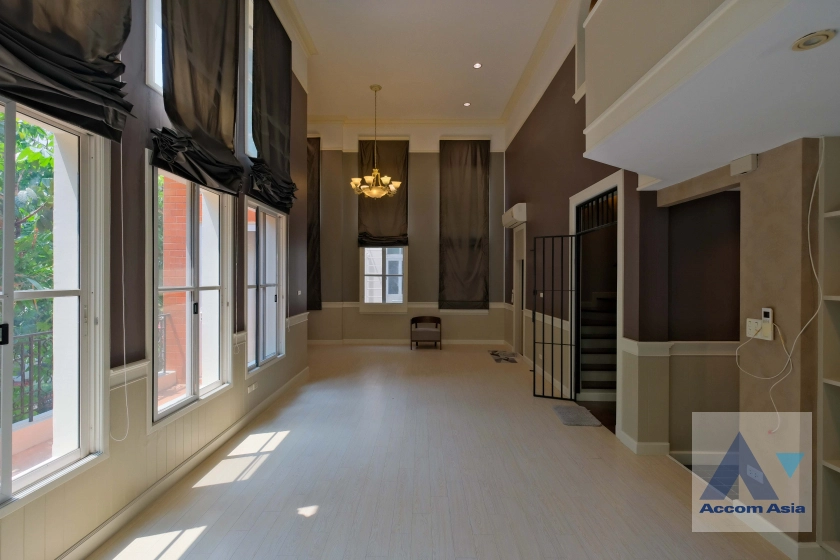  1  3 br House For Rent in Sukhumvit ,Bangkok BTS Thong Lo at Baan Klang Krung Thonglor AA34287