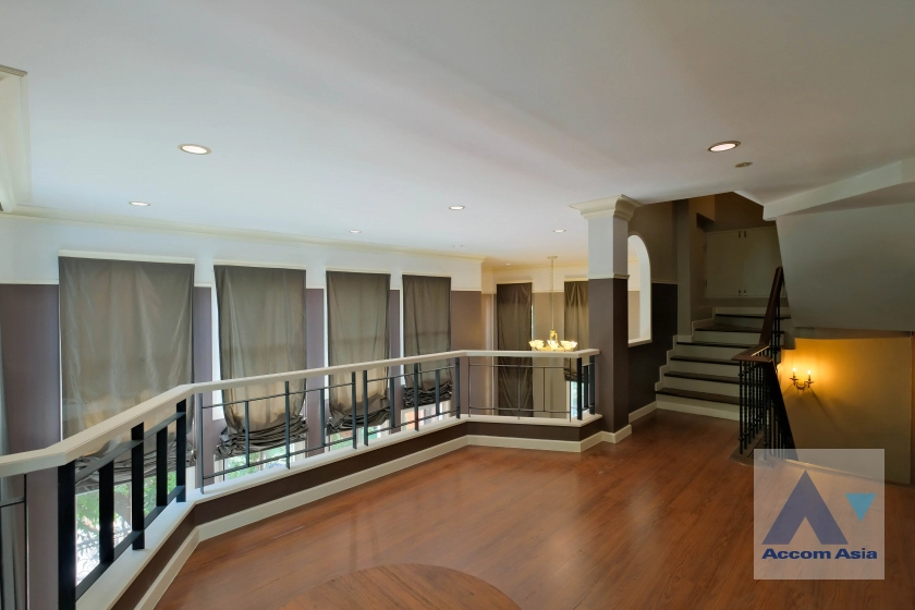 13  3 br House For Rent in Sukhumvit ,Bangkok BTS Thong Lo at Baan Klang Krung Thonglor AA34287