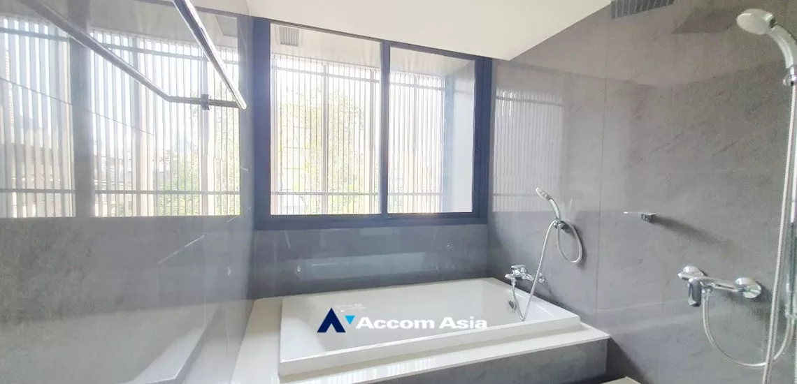 6  2 br Condominium For Sale in Sukhumvit ,Bangkok BTS Thong Lo at Urbitia Thonglor AA34299