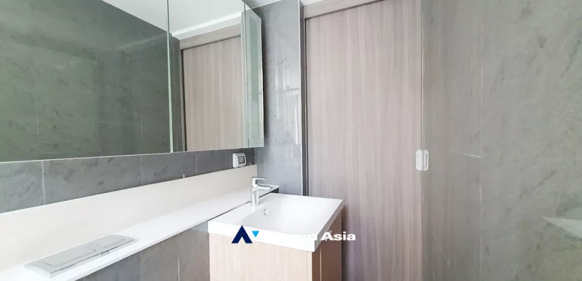 10  2 br Condominium For Sale in Sukhumvit ,Bangkok BTS Thong Lo at Urbitia Thonglor AA34300