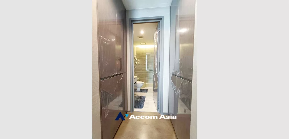 4  1 br Condominium for rent and sale in Silom ,Bangkok BTS Surasak at The Diplomat Sathorn AA34316
