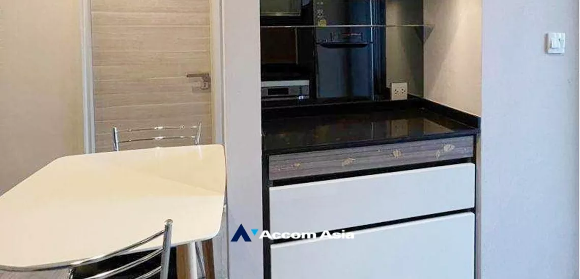 unitThe Room Sathorn St Louis