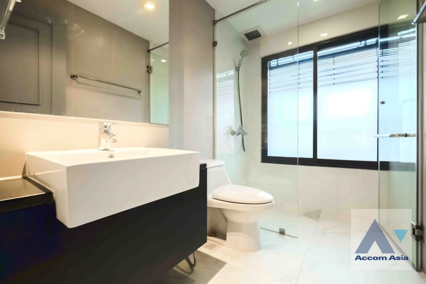 10  3 br Condominium for rent and sale in Sukhumvit ,Bangkok BTS Thong Lo at Noble Remix AA34367