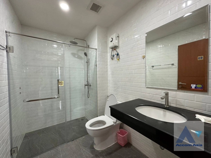 11  3 br Condominium For Rent in Sathorn ,Bangkok BRT Technic Krungthep at The Star Estate At Narathiwas AA34370