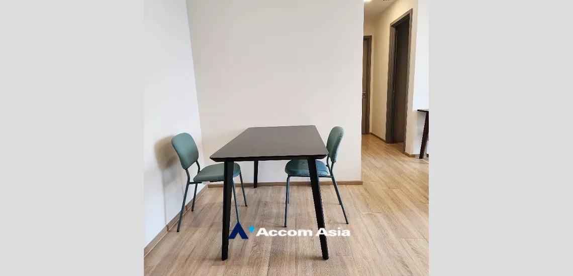 unit 2 Bedrooms  Condominium For Rent in Sukhumvit, Bangkok  near BTS Ekkamai (AA34372)