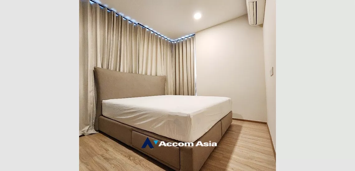 unit 2 Bedrooms  Condominium For Rent in Sukhumvit, Bangkok  near BTS Ekkamai (AA34372)