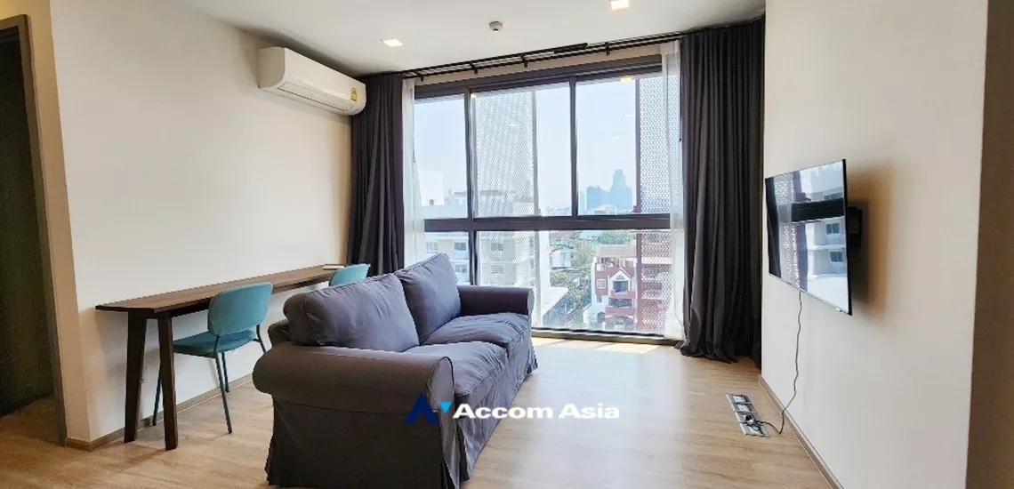  2 Bedrooms  Condominium For Rent in Sukhumvit, Bangkok  near BTS Ekkamai (AA34372)