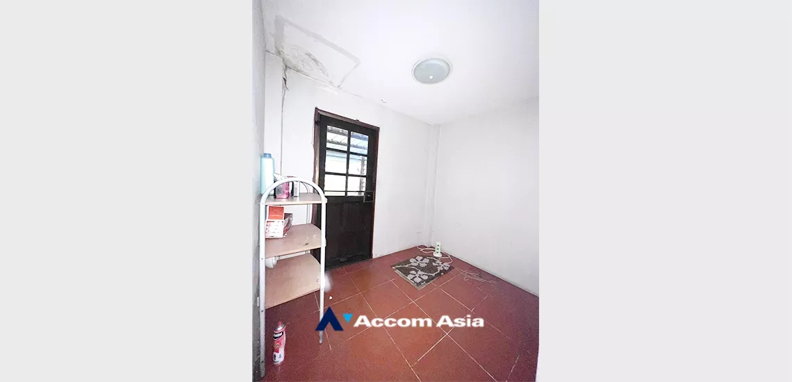 22  4 br House for rent and sale in Lat Phrao ,Bangkok BTS Thong Lo AA34374
