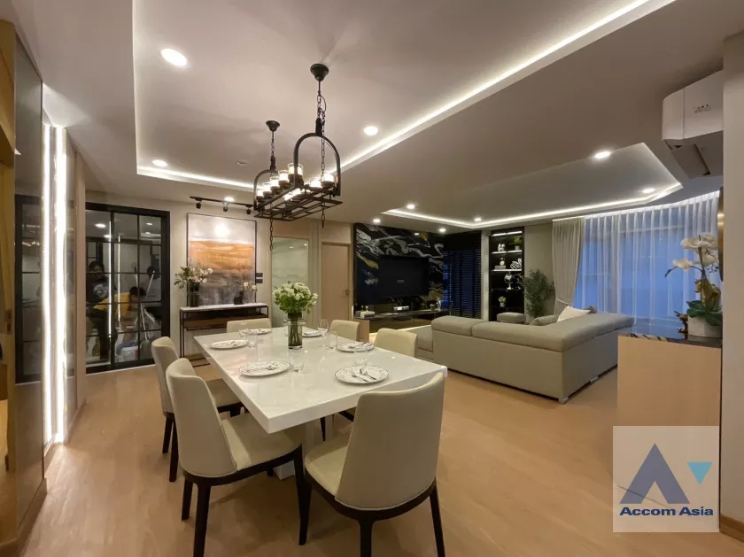 1  3 br Condominium for rent and sale in Ploenchit ,Bangkok BTS Ploenchit at Navin Court AA34379