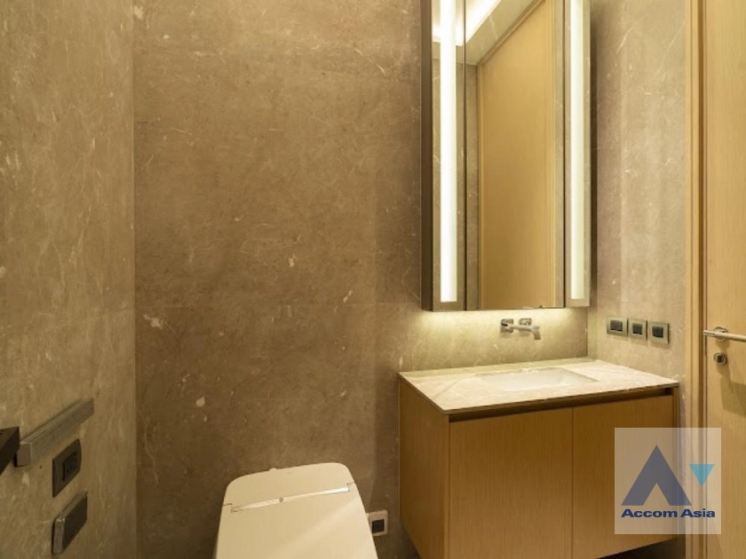 15  2 br Condominium For Sale in Ploenchit ,Bangkok BTS Chitlom at Scope Langsuan AA34397