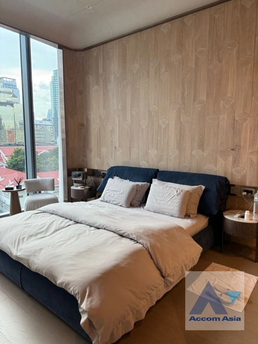 10  2 br Condominium For Sale in Ploenchit ,Bangkok BTS Chitlom at Scope Langsuan AA34397