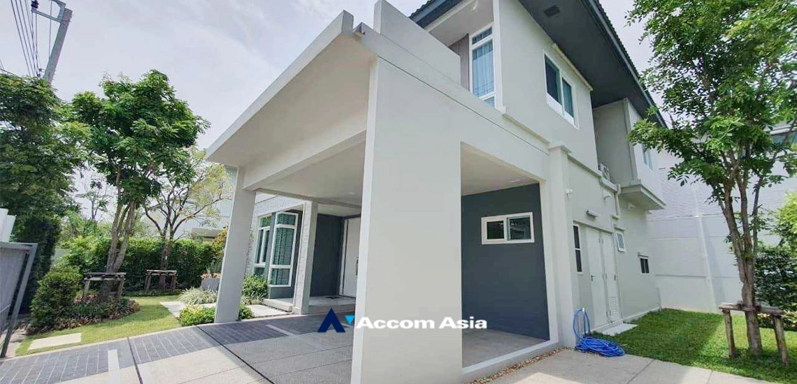 unit 4 Bedrooms  House For Rent in Bang Na, Bangkok  near BTS Udomsuk (AA34401)
