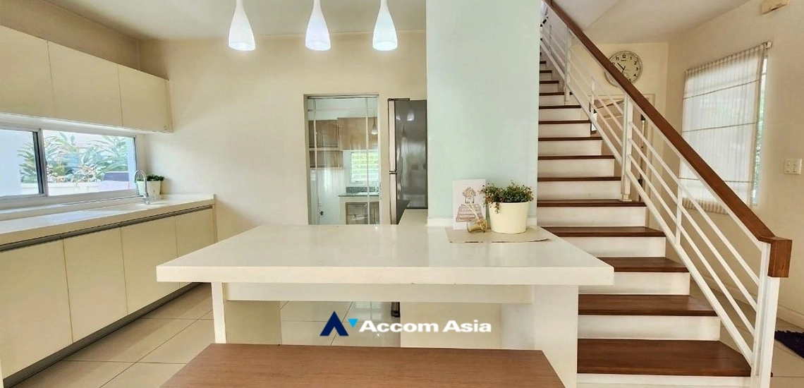 4  3 br House For Rent in Pattanakarn ,Bangkok BTS On Nut at Manthana Onnut Wongwan 2 AA34403