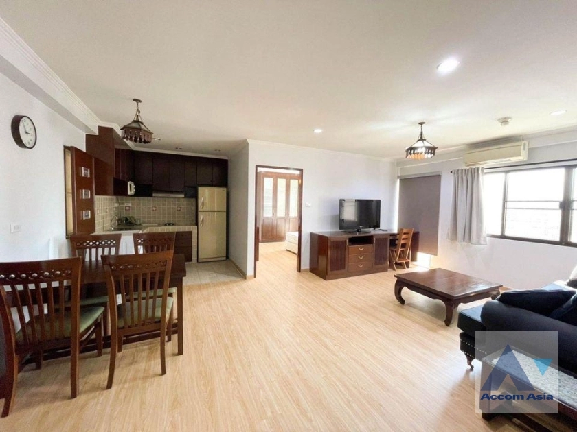 unitCorner Unit |  2 Bedrooms  Condominium For Sale in Sukhumvit, Bangkok  near BTS Nana (AA34412)