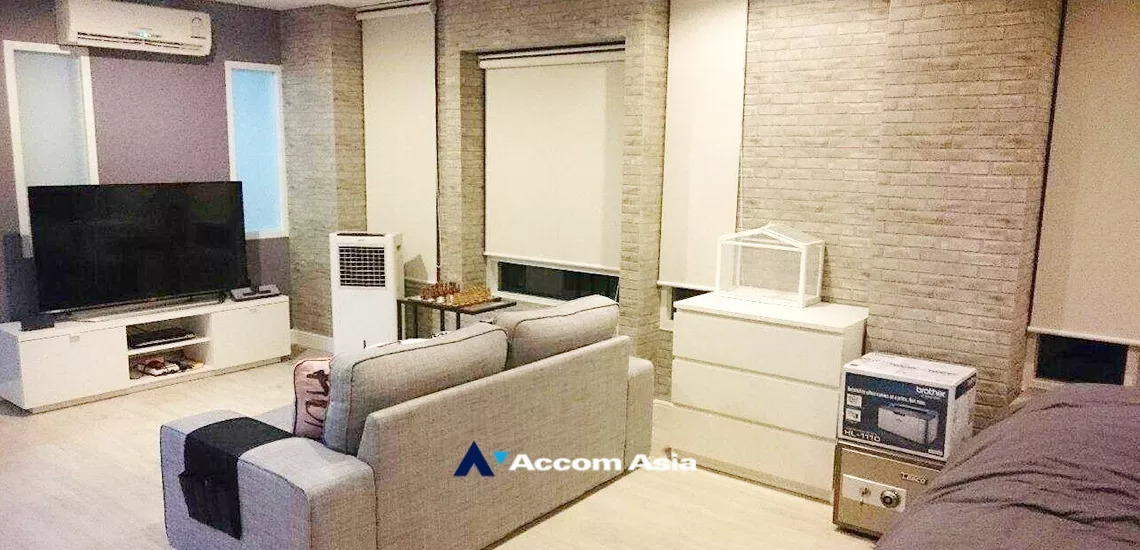 4  1 br Condominium For Sale in Silom ,Bangkok BTS Chong Nonsi - MRT Sam Yan at Surawong City Resort AA34416