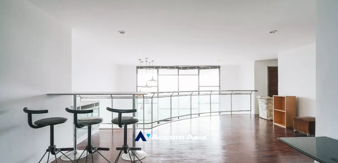 7  5 br Condominium For Sale in Bang Na ,Bangkok BTS Bang Na at Thana City Prestige AA34418