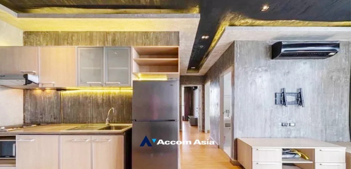  1  2 br Condominium For Sale in Sathorn ,Bangkok BRT Thanon Chan at The Complete Narathiwas AA34424