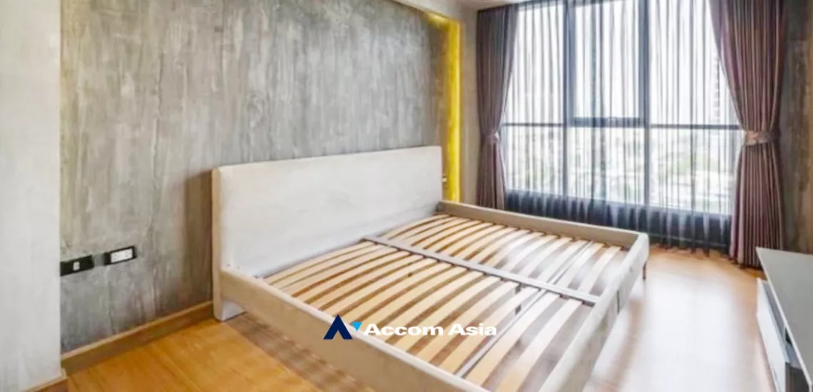  1  2 br Condominium For Sale in Sathorn ,Bangkok BRT Thanon Chan at The Complete Narathiwas AA34424