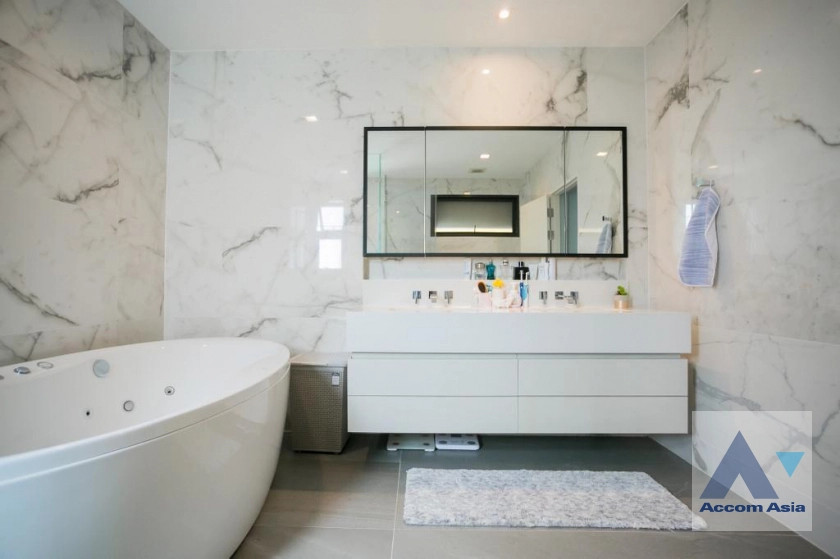 25  3 br House for rent and sale in Lat Phrao ,Bangkok  at The Gentry Ekamai - Ladprao AA34434