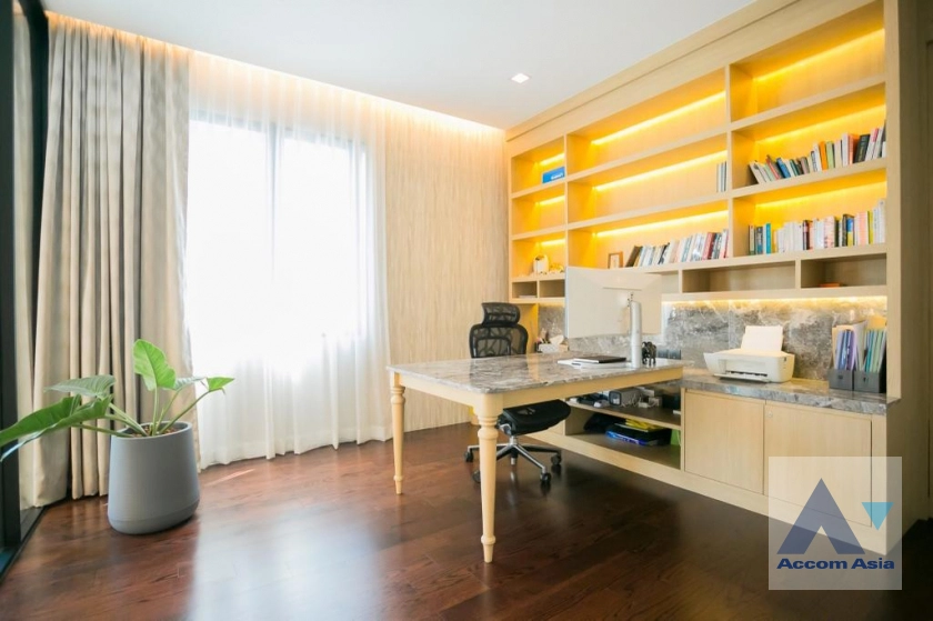 17  3 br House for rent and sale in Lat Phrao ,Bangkok  at The Gentry Ekamai - Ladprao AA34434