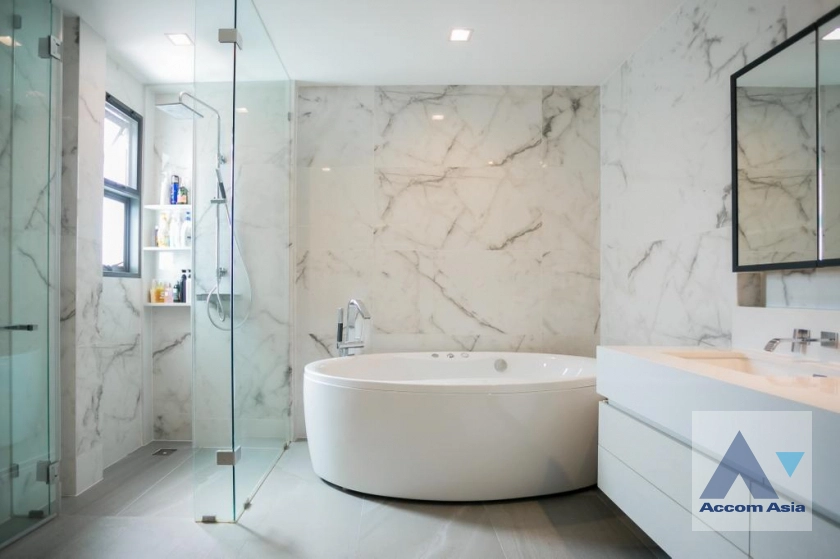 26  3 br House for rent and sale in Lat Phrao ,Bangkok  at The Gentry Ekamai - Ladprao AA34434