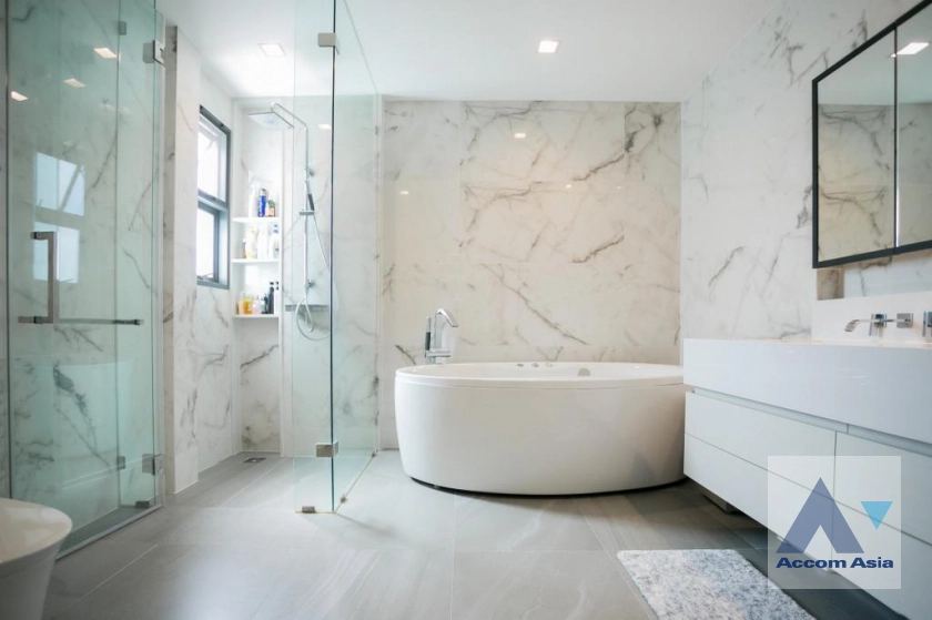 36  3 br House for rent and sale in Lat Phrao ,Bangkok  at The Gentry Ekamai - Ladprao AA34434