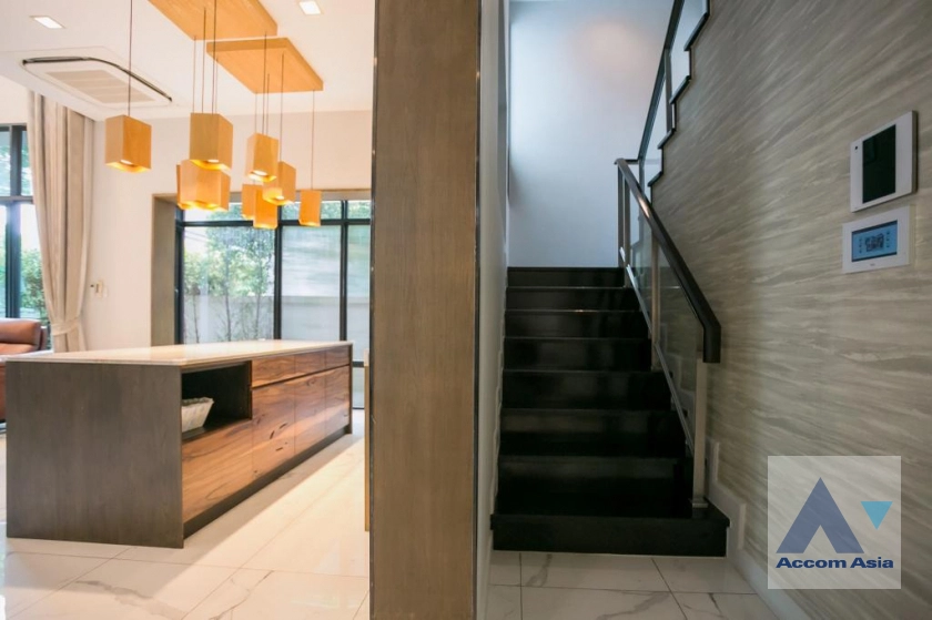 38  3 br House for rent and sale in Lat Phrao ,Bangkok  at The Gentry Ekamai - Ladprao AA34434