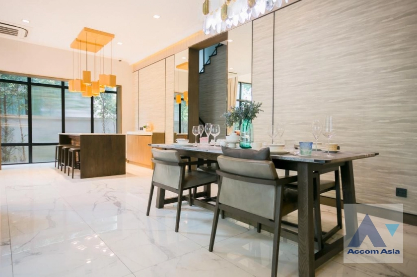 8  3 br House for rent and sale in Lat Phrao ,Bangkok  at The Gentry Ekamai - Ladprao AA34434