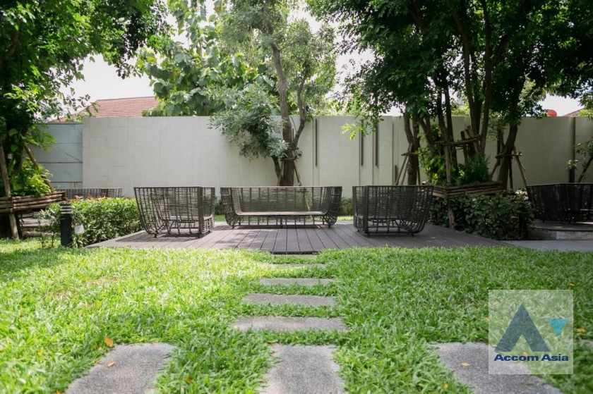 40  3 br House for rent and sale in Lat Phrao ,Bangkok  at The Gentry Ekamai - Ladprao AA34434