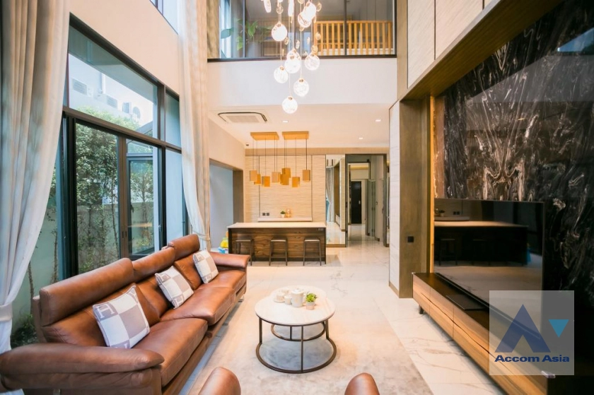  The Gentry Ekamai - Ladprao House  3 Bedroom for Sale & Rent   in Latphrao Bangkok