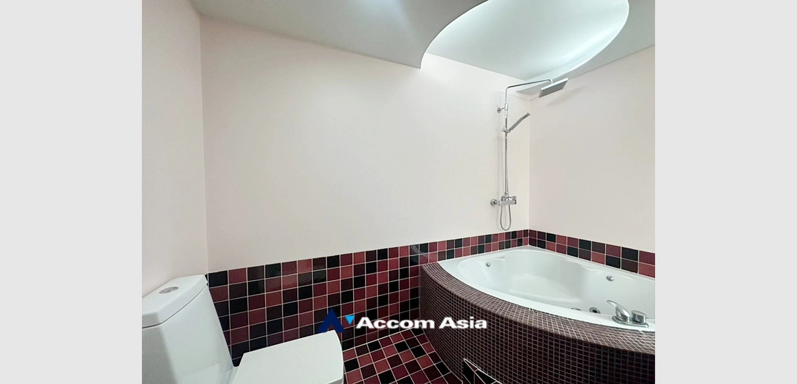 13  3 br Apartment for rent and sale in Sukhumvit ,Bangkok BTS Asok at The Truly Beyond AA34435