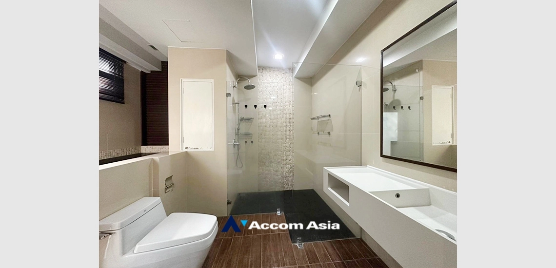 16  3 br Apartment for rent and sale in Sukhumvit ,Bangkok BTS Asok at The Truly Beyond AA34435