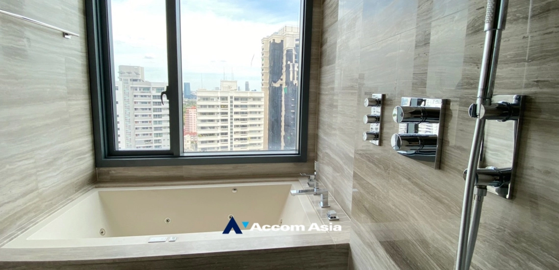 12  2 br Condominium for rent and sale in Sukhumvit ,Bangkok BTS Nana at Q1 Sukhumvit AA34436
