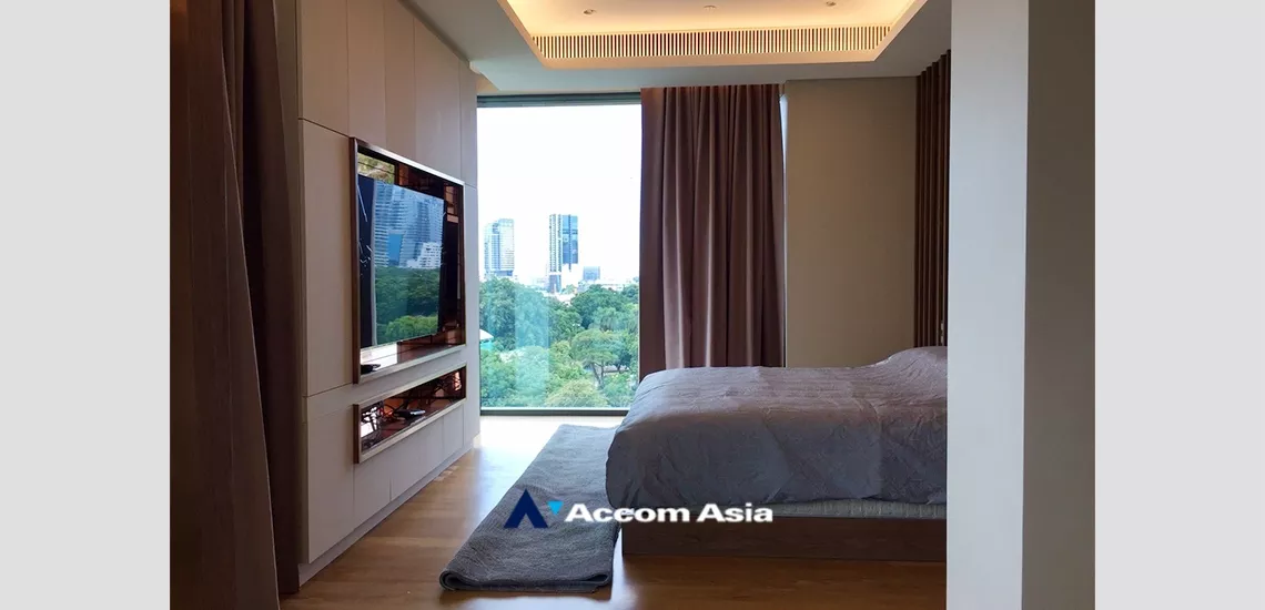 5  3 br Condominium For Rent in Ploenchit ,Bangkok BTS Ploenchit at Sindhorn Tonson AA34445