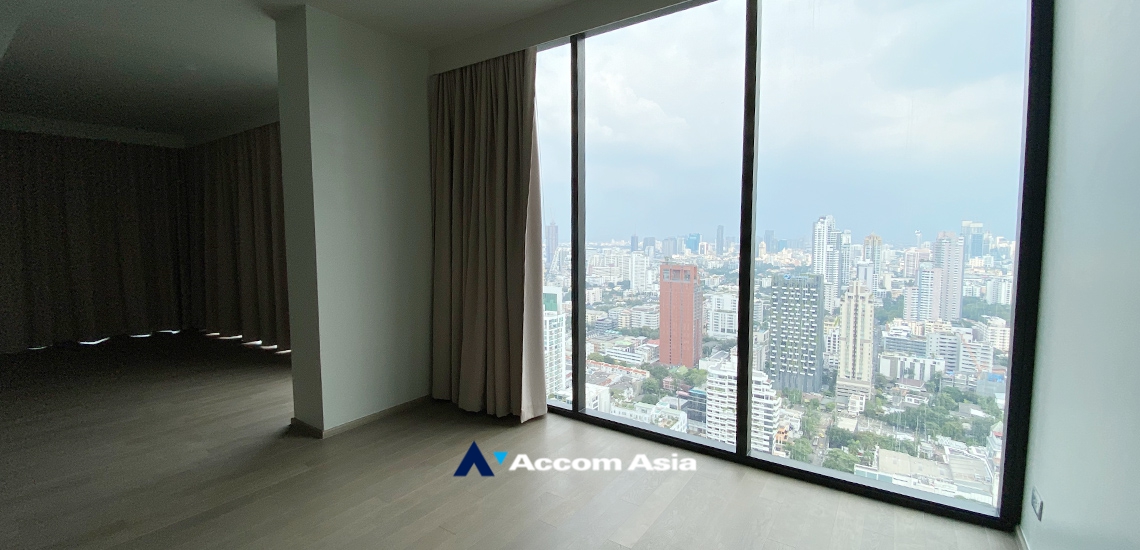  2 Bedrooms  Condominium For Rent in Sukhumvit, Bangkok  near BTS Asok - MRT Sukhumvit (AA34446)