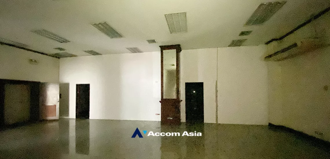 11  Office Space for rent and sale in Sukhumvit ,Bangkok BTS Phra khanong at PB Tower AA34447