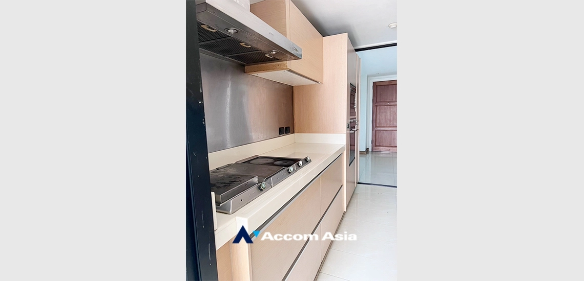 unit 3 Bedrooms  Condominium For Rent & Sale in Sukhumvit, Bangkok  near BTS Asok - MRT Phetchaburi - MRT Sukhumvit (AA34448)