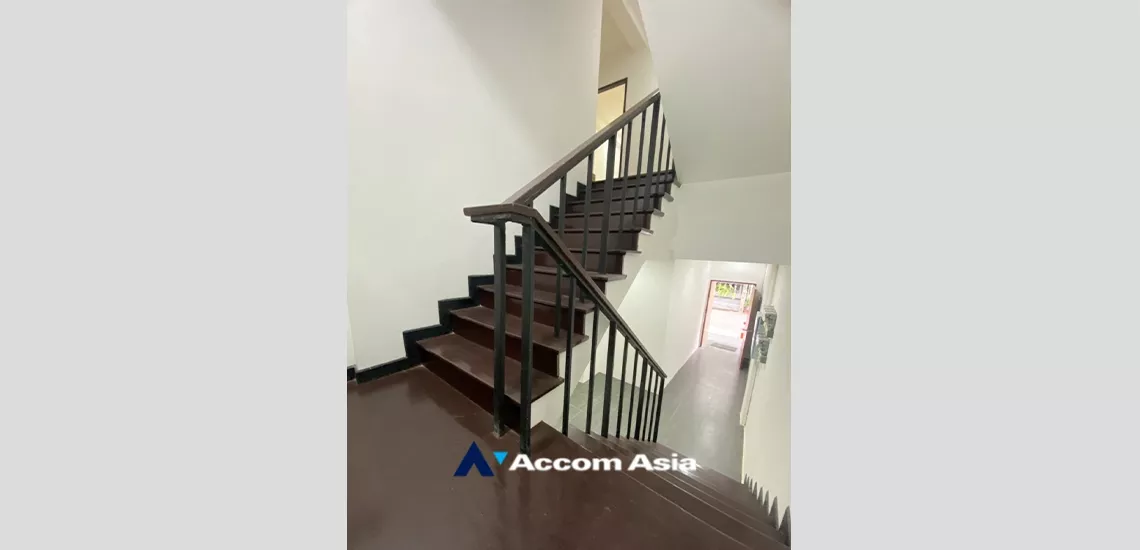 14  5 br Townhouse For Rent in sukhumvit ,Bangkok BTS Phrom Phong AA34449