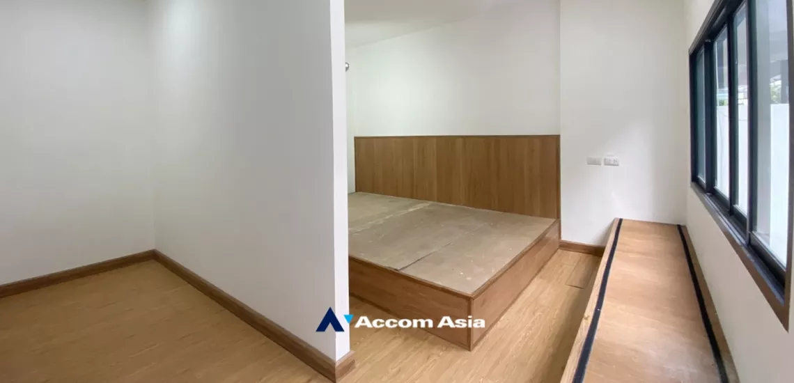 6  5 br Townhouse For Rent in sukhumvit ,Bangkok BTS Phrom Phong AA34449