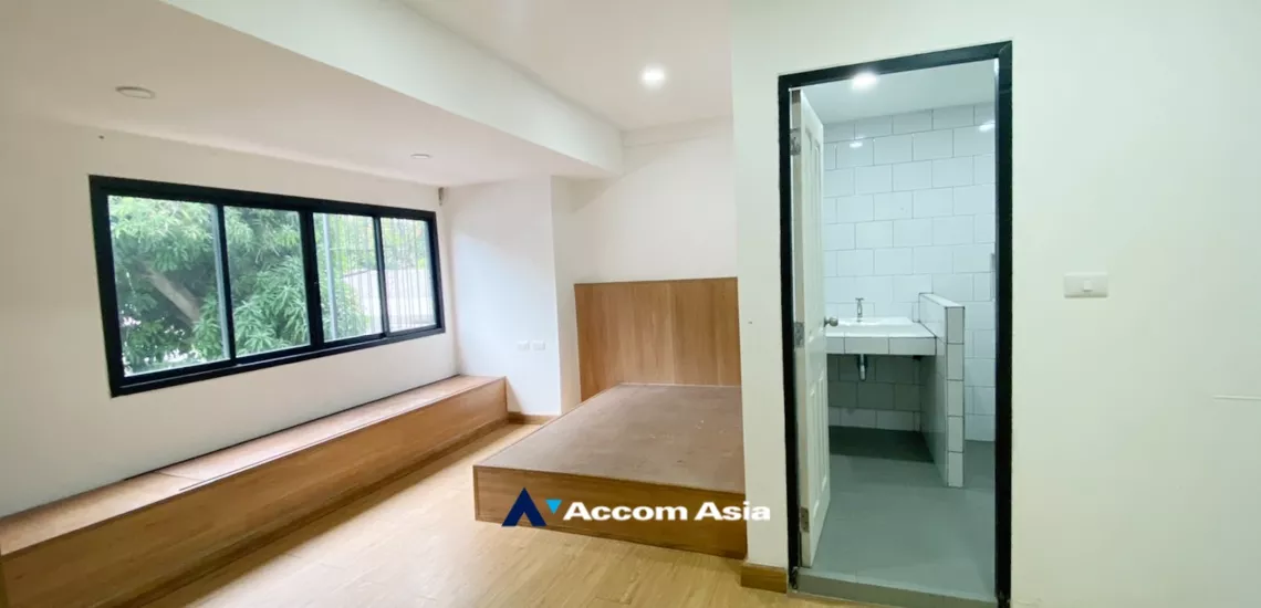 36  5 br Townhouse For Rent in sukhumvit ,Bangkok BTS Phrom Phong AA34449