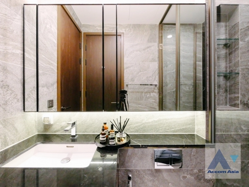 34  3 br Condominium for rent and sale in Sukhumvit ,Bangkok BTS Thong Lo at The Esse Sukhumvit 36 AA34452