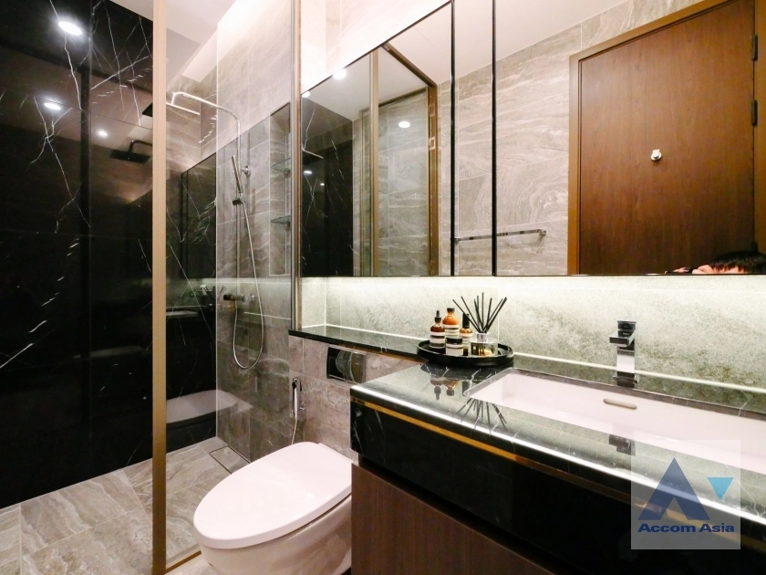 32  3 br Condominium for rent and sale in Sukhumvit ,Bangkok BTS Thong Lo at The Esse Sukhumvit 36 AA34452